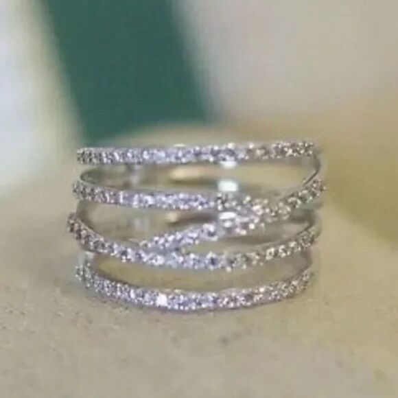 Stella & Dot Stellar Pavé Ring Silver ~ Size 5 NWT - Picture 2 of 6